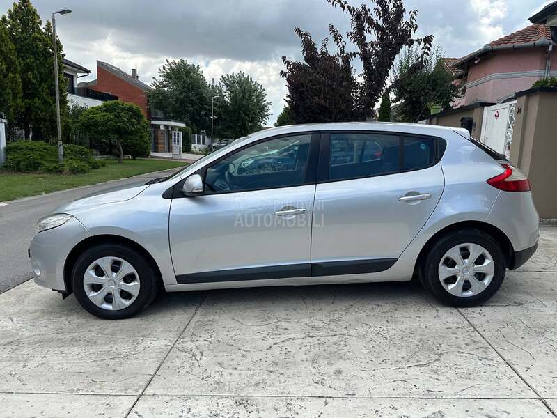 Renault Megane 1.6 16V DINAMIQ