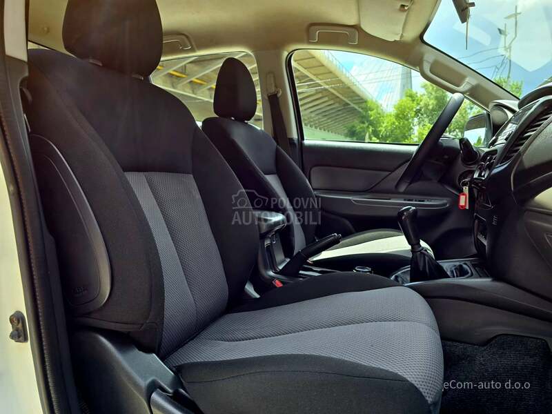 Mitsubishi L200 2.4 DC INVITE