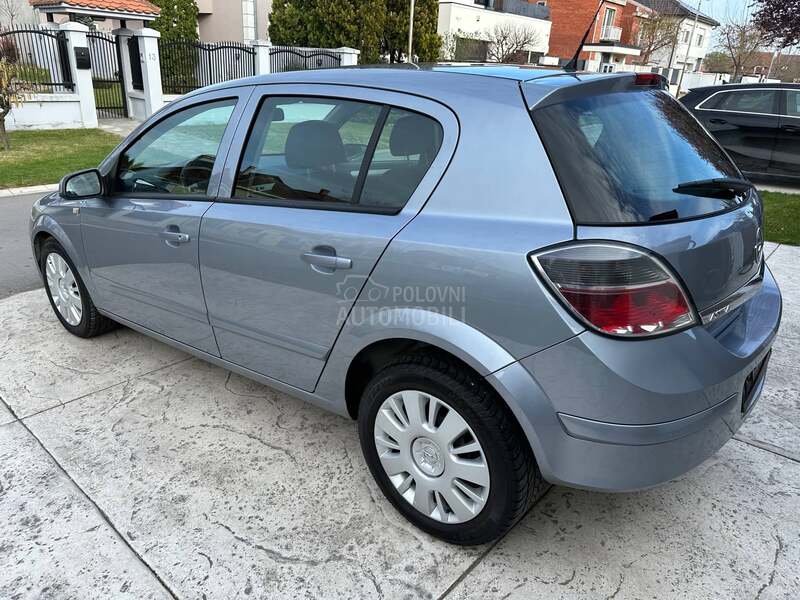 Opel Astra H 1.7CDTI ENJOY
