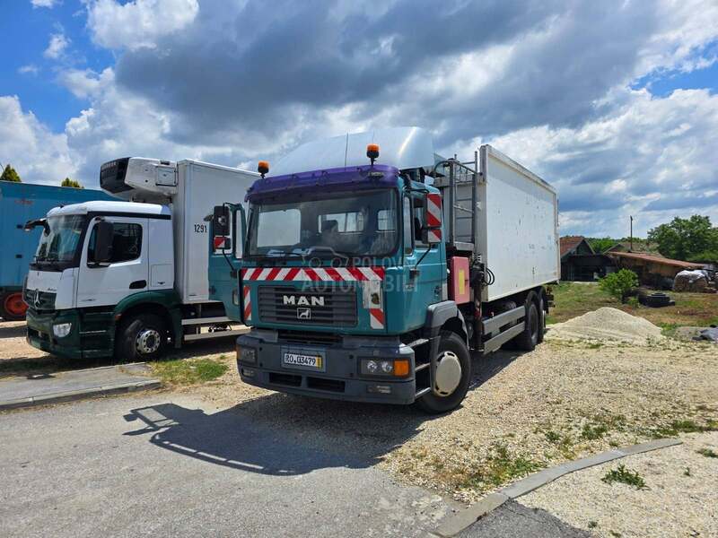 MAN 26.364 sa kranom