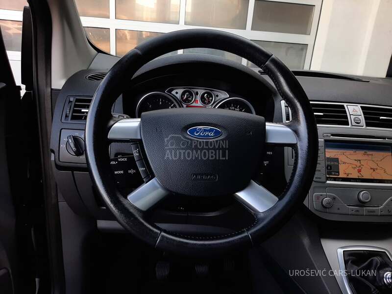 Ford Kuga 2.0 TDCI 4x4 CH