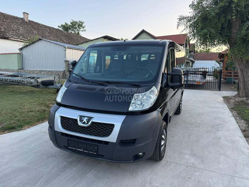 Peugeot Boxer 136000km 2.2hdi