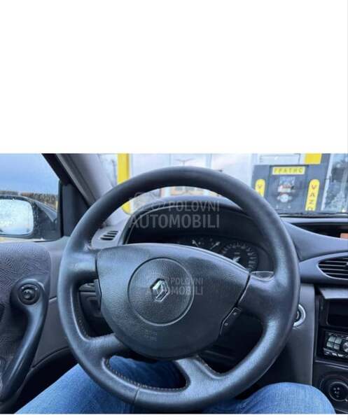 Renault Laguna 