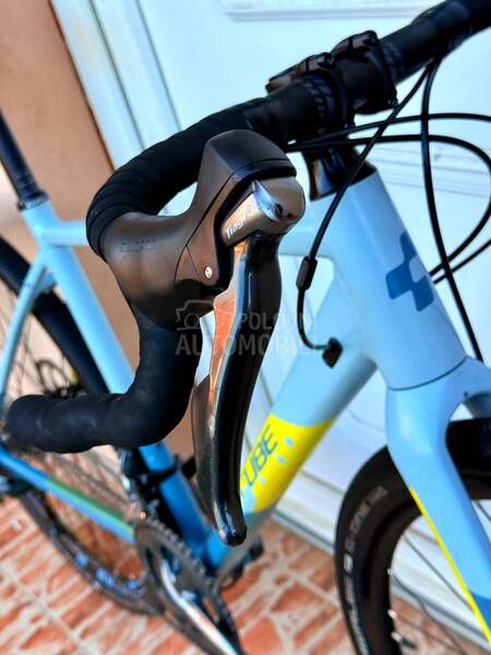Cube Nuroad 28