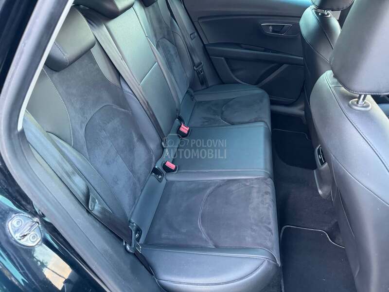 Seat Leon 1.6 TDI // L E D //