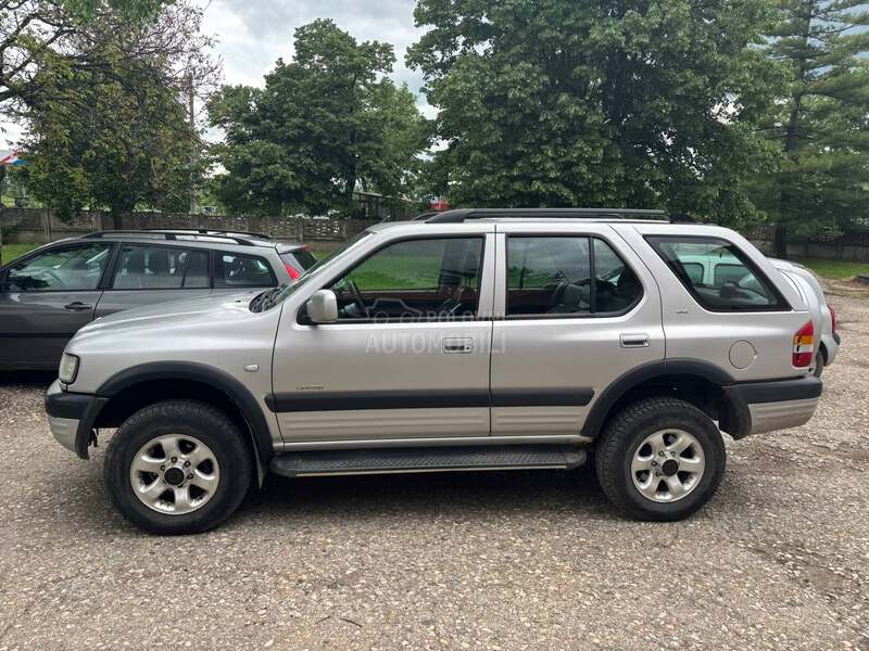 Opel Frontera 