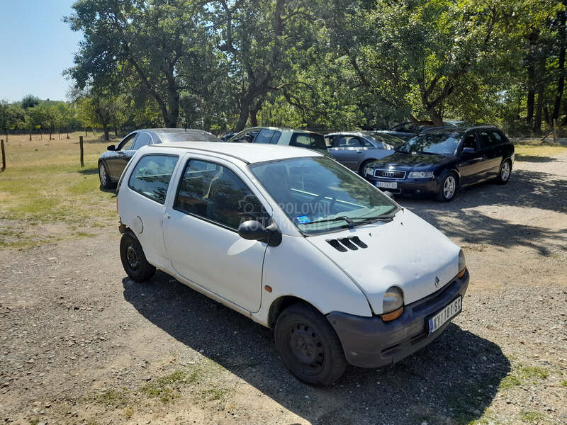Renault Twingo 1.2 8v p.l.i.n