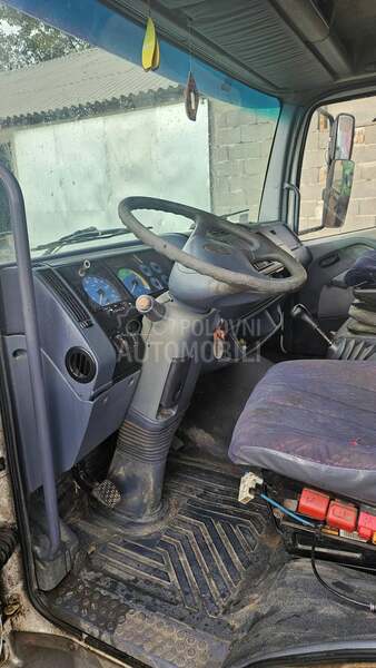 Mercedes Benz 817 atego