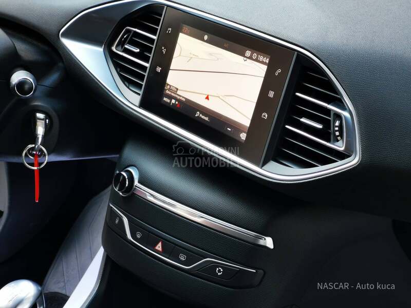 Peugeot 308 1.5BlueHdi Business