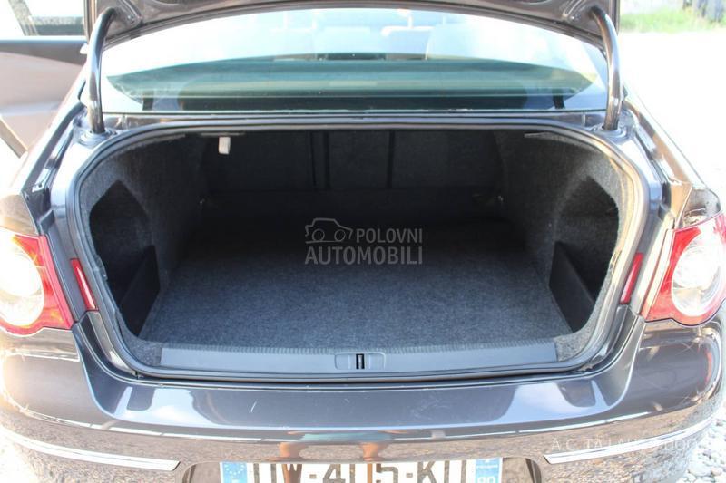 Volkswagen Passat B6 1.9 TDI CONFORT
