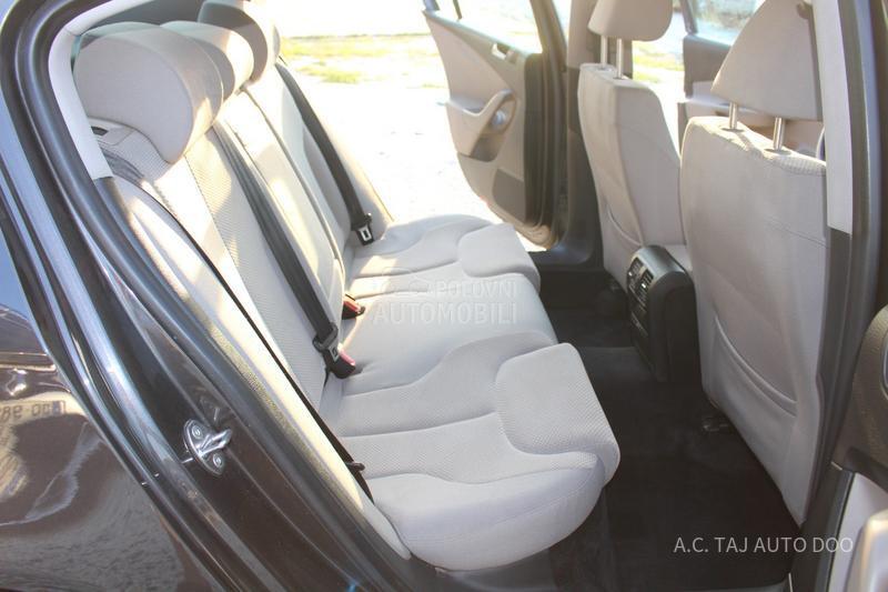 Volkswagen Passat B6 1.9 TDI CONFORT