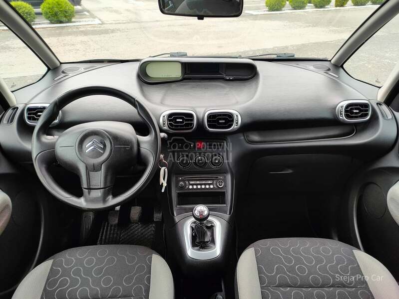 Citroen C3 Picasso 1.6 HDI VEL SERVIS