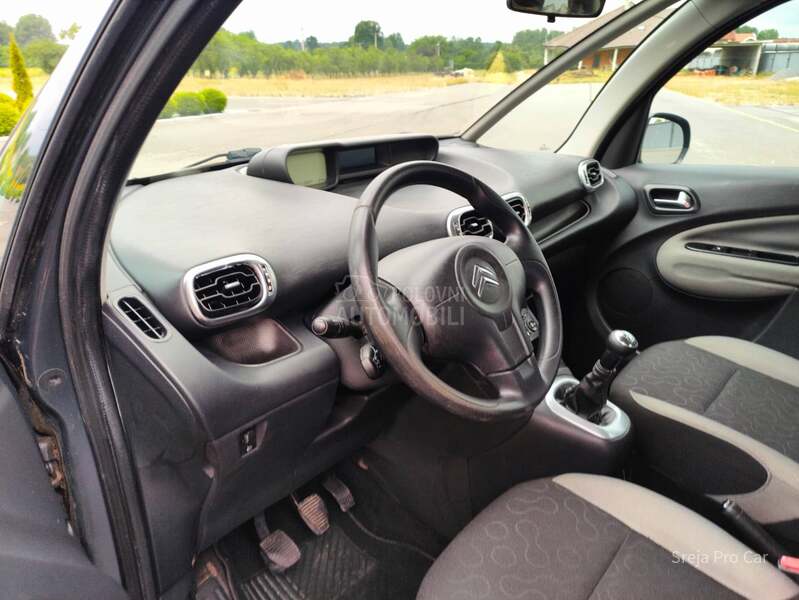 Citroen C3 Picasso 1.6 HDI VEL SERVIS