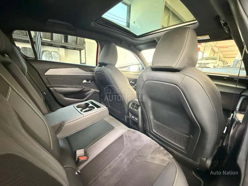 Peugeot 308 GT 1.2 130 AT