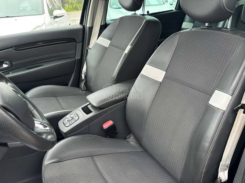 Renault Scenic 1.2 bz BOSE