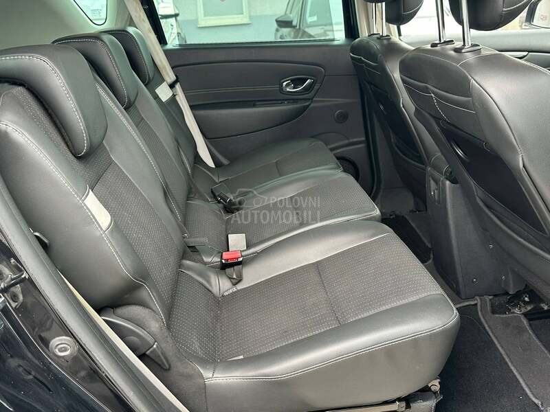 Renault Scenic 1.2 bz BOSE