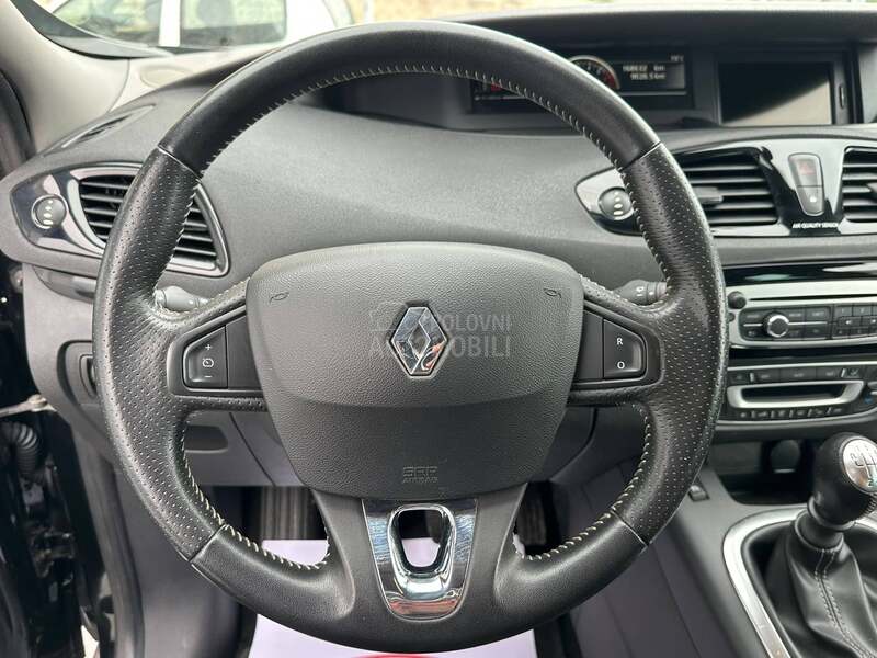 Renault Scenic 1.2 bz BOSE