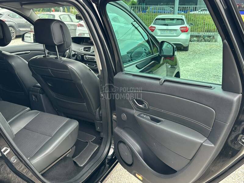 Renault Scenic 1.2 bz BOSE
