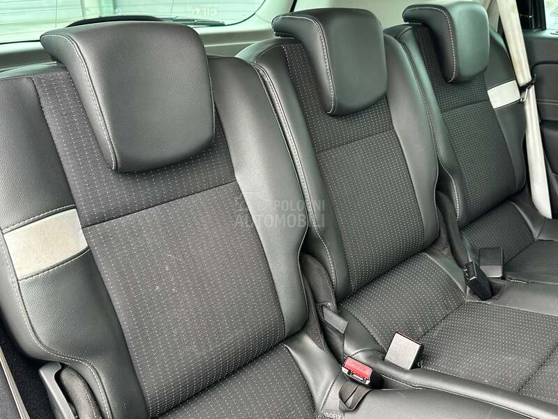 Renault Scenic 1.2 bz BOSE