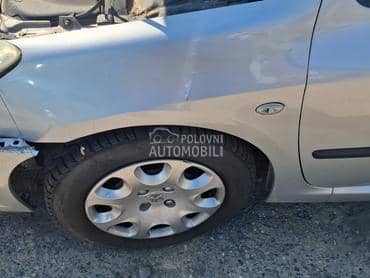 Krila restayling za Peugeot 307 od 2004. do 2008. god.