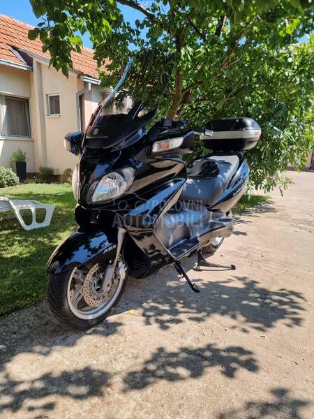 Suzuki Burgman 650