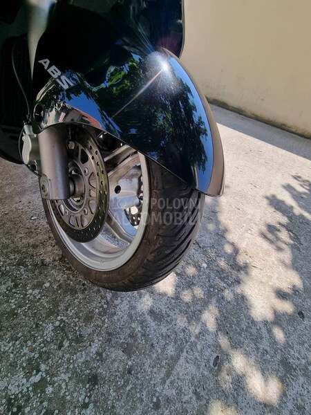 Suzuki Burgman 650