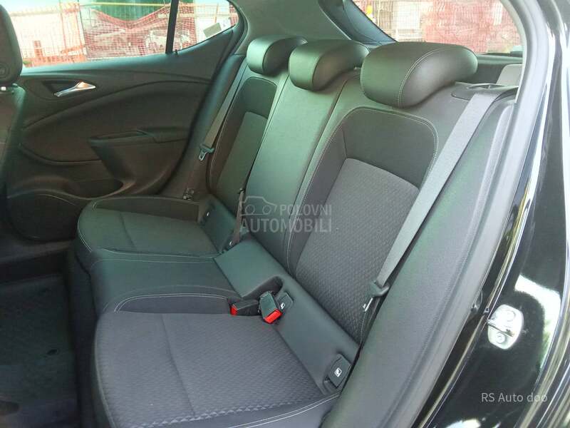 Opel Astra K COSMO AUT.