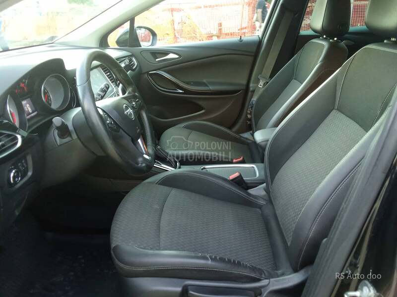 Opel Astra K COSMO AUT.