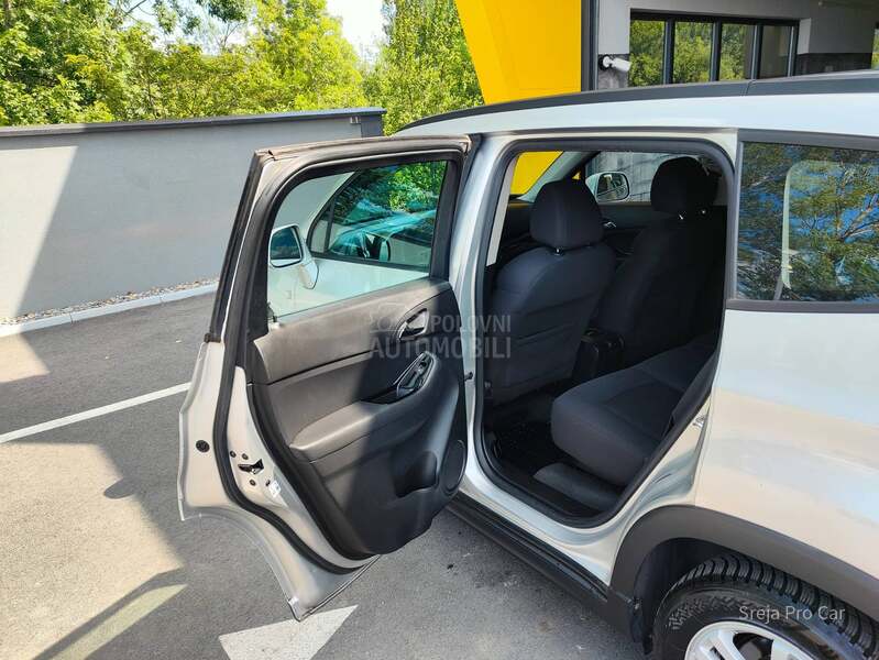 Chevrolet Orlando 2.0D 7 SEDIŠTA