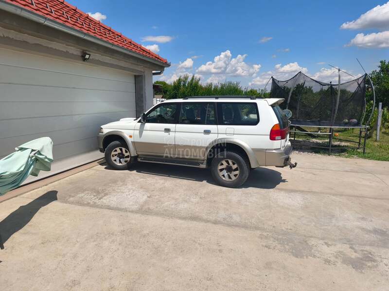 Mitsubishi Pajero Sport 2.5 td