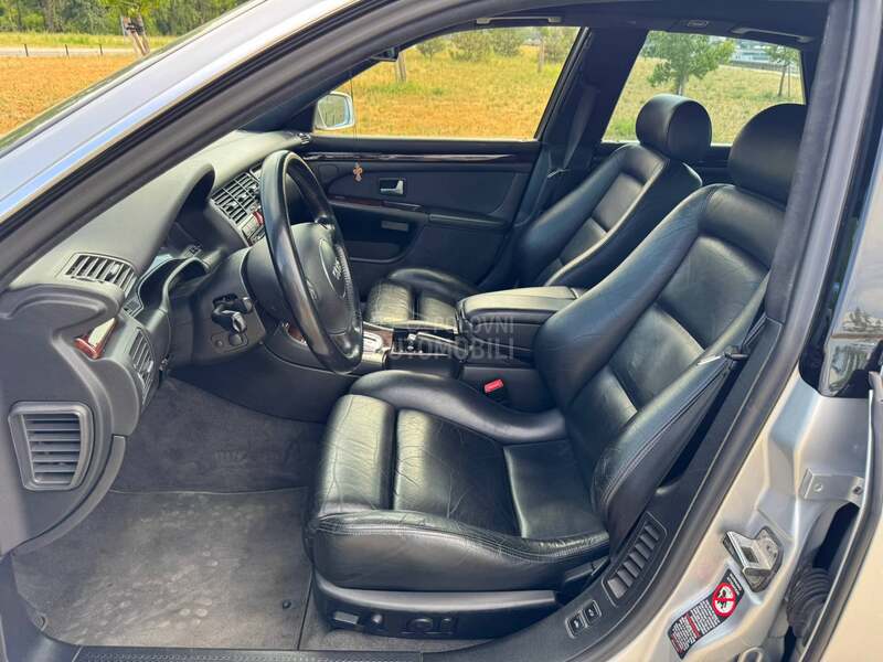 Audi A8 4.2 V8 Primerak