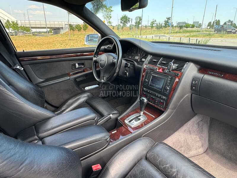 Audi A8 4.2 V8 Primerak