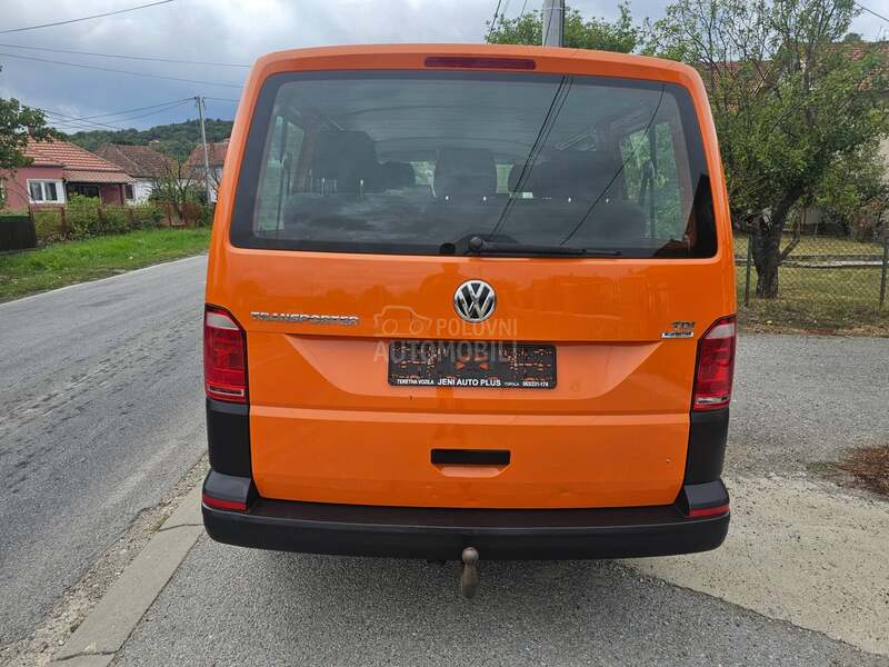 Volkswagen Transporter T6 2.0 TDI 9 sedista