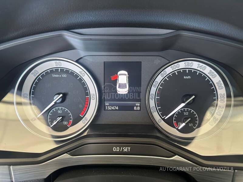Škoda Superb 2.0TDI AMBITION DSG