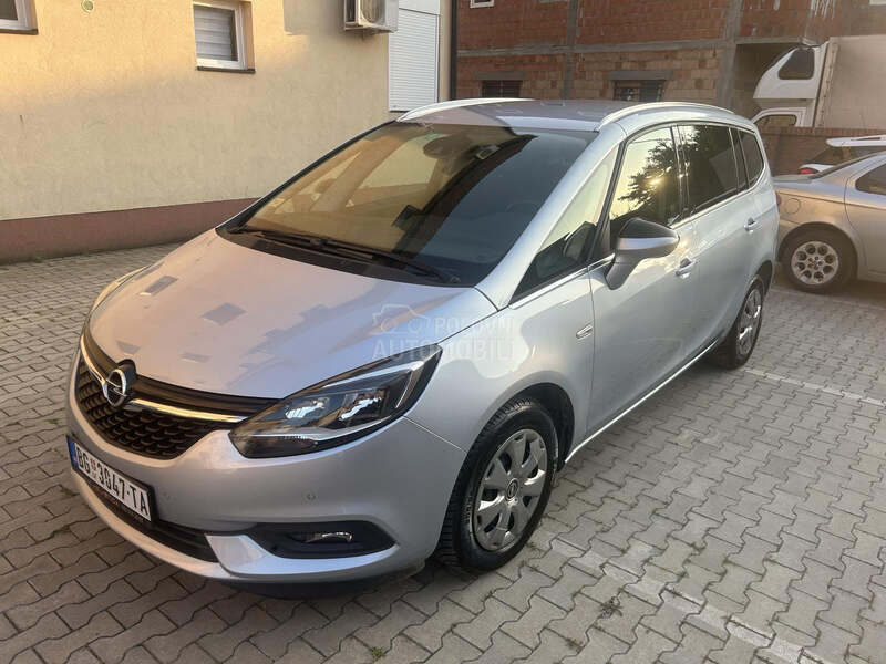 Opel Zafira CNG-ŠVAJCARAC