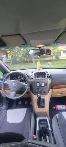 Opel Zafira 1.6