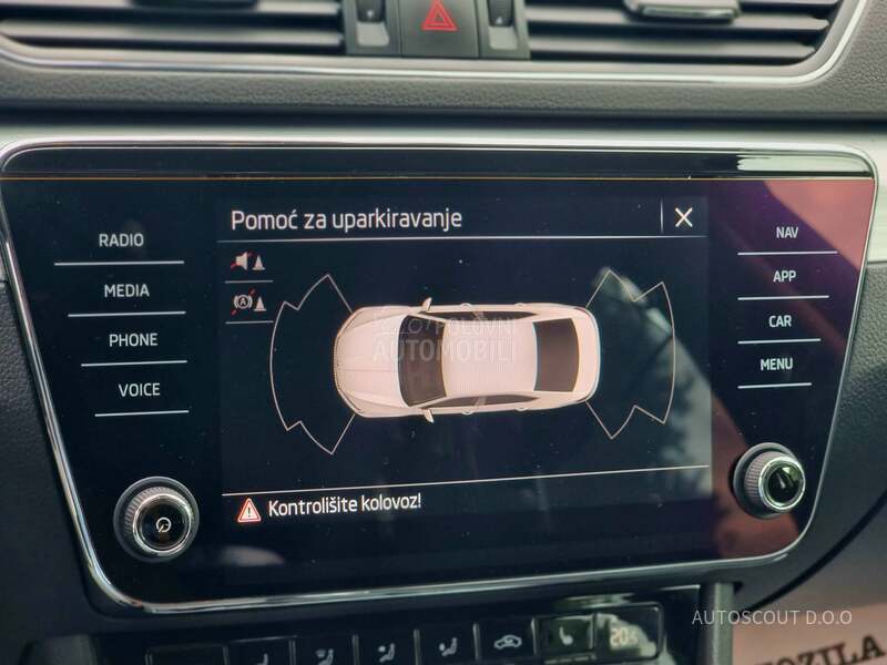 Škoda Superb 2.0 TDI DSG Ambition