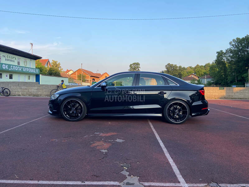 Audi S3 