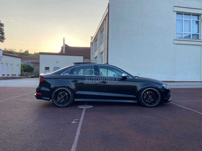 Audi S3 