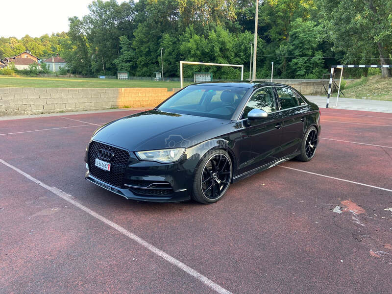 Audi S3 
