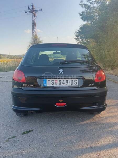 Peugeot 206 1.2
