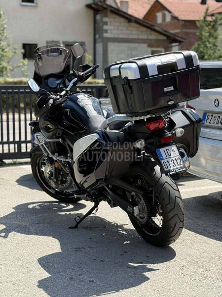 Suzuki v strom 650 xt
