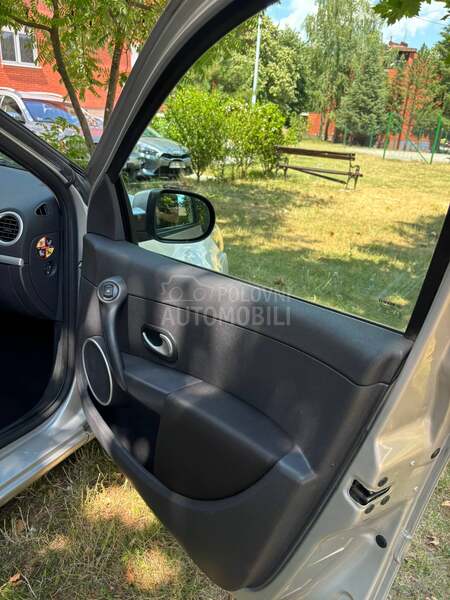 Renault Clio Svajcarska rata 80