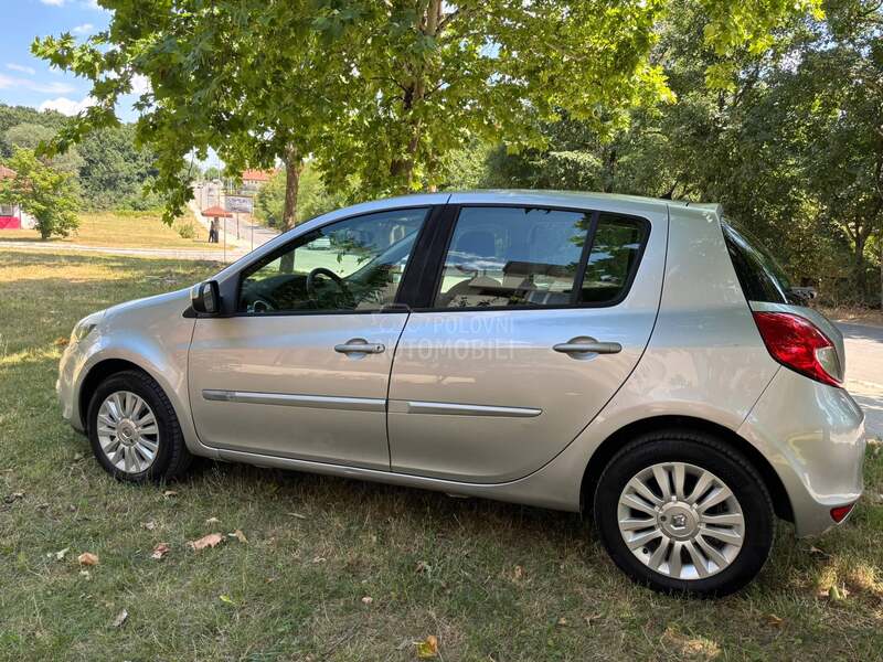 Renault Clio Svajcarska rata 80