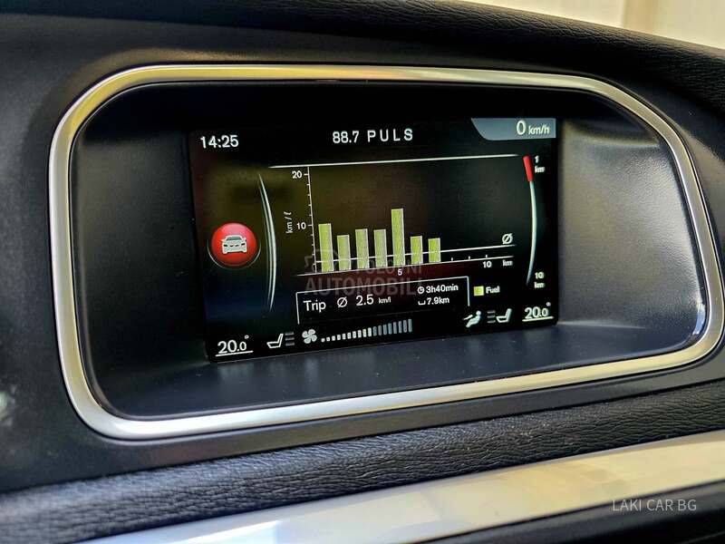 Volvo V40 KINETIC 2.0 D4