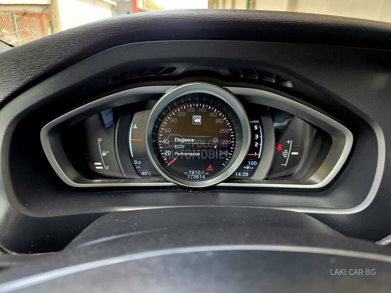 Volvo V40 KINETIC 2.0 D4