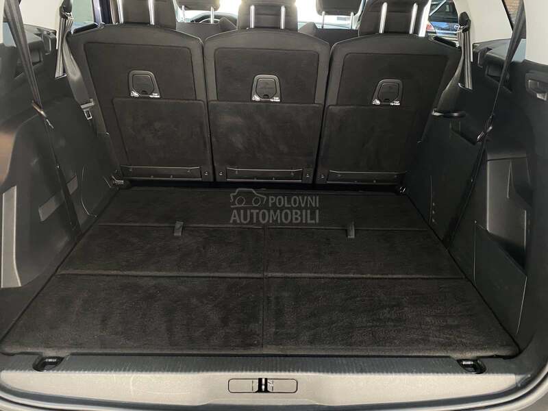 Peugeot 5008 1.5 BLUEHDI