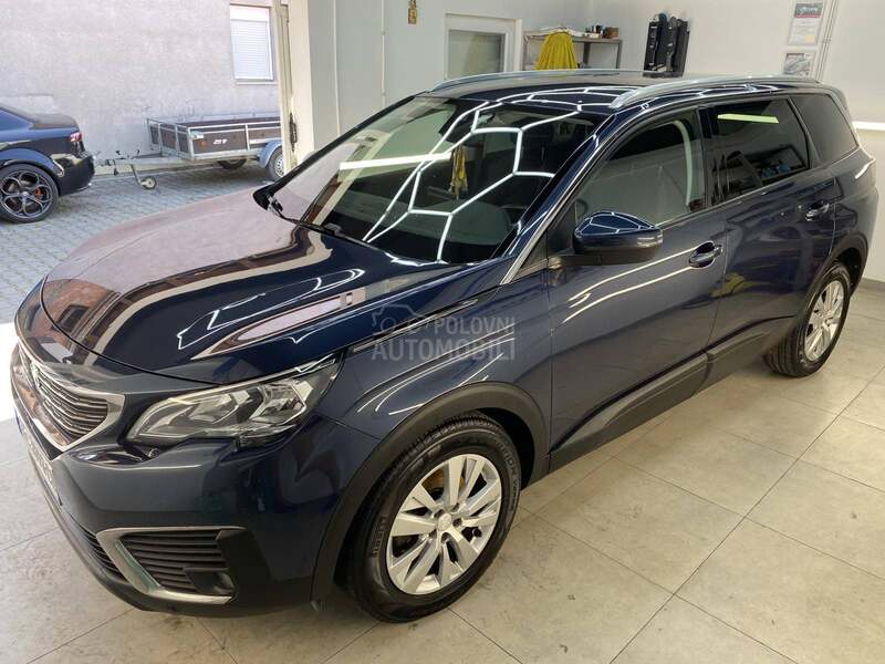 Peugeot 5008 1.5 BLUEHDI