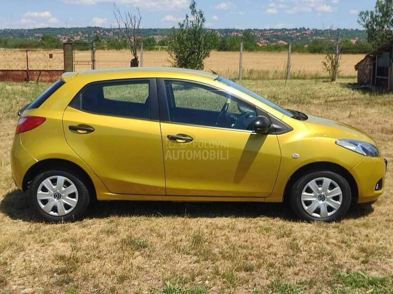 Mazda 2 1.3 CE