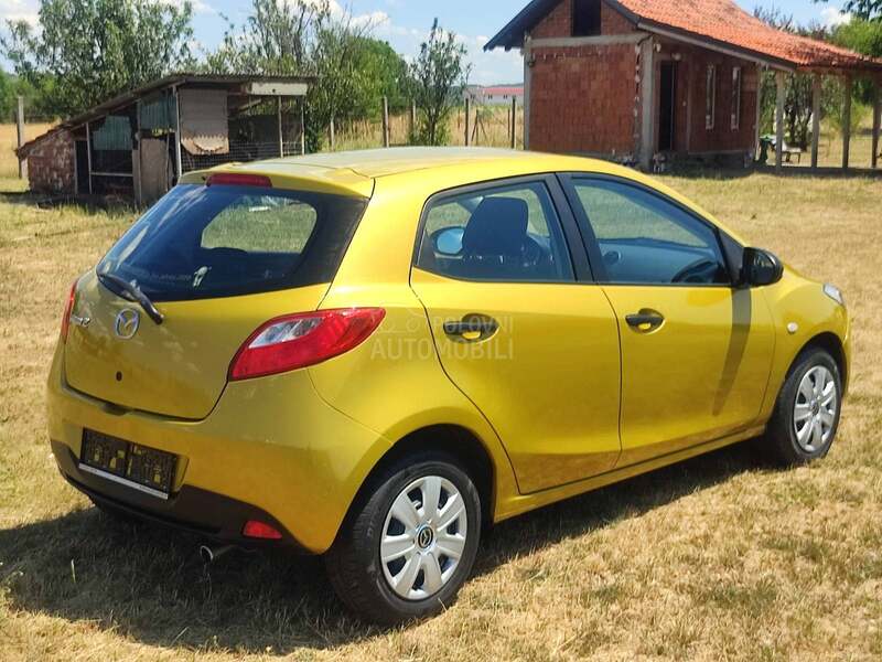 Mazda 2 1.3 CE